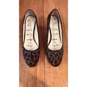 Barr + Barr Gray Leopard Print Pony hair Heels Size 7.5